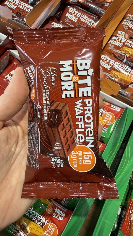 وافل عالي البروتين بالكاكاو و حشوة الشوكولاته (Bite & More Protein Waffle) وزنه 55 غرام