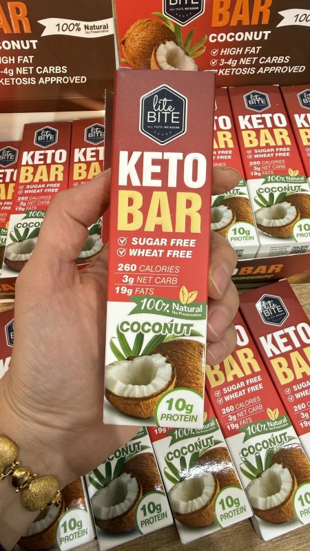لوح شوكولاتة كيتو بنكهة جوز الهند من ماركة لايت بايت (Lite Bite) وزنه 60 غرام