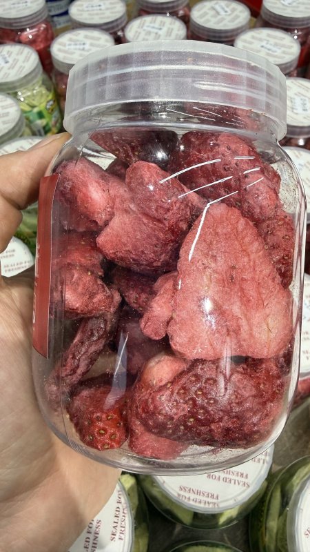 فراولة 🍓 مجفف بالتبريد مقرمش خالي من السكر وزنها 100 غرام