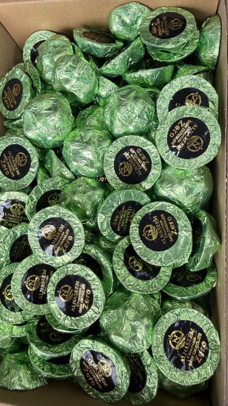 شوكولاتة بلجيكية دارك بحشوة الكاجو زيرو سكر