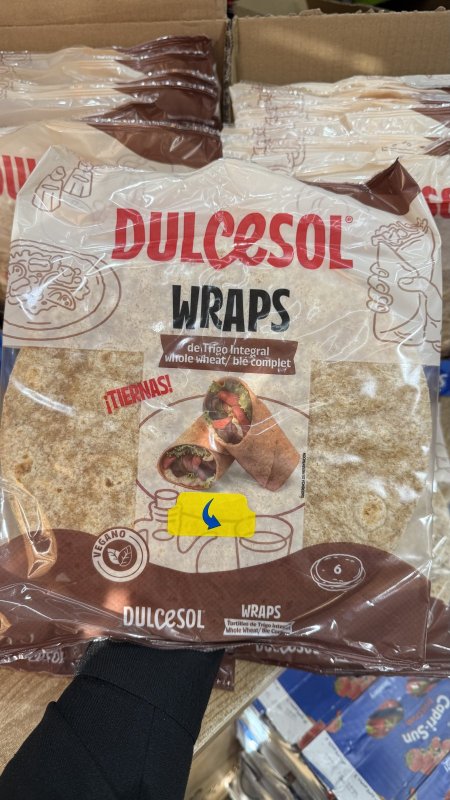 خبز تورتيلا قمح كامل اسمر خبز اسباني فيها 6 ارغفة