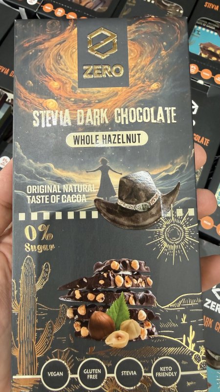 لوح شوكولاتة زيرو zero دارك والبندق خالية من السكر والجلوتين وزنها 85 غرام