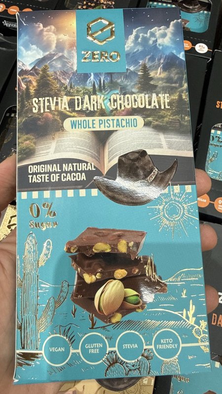 لوح شوكولاتة زيرو zero دارك والفستق الحلبي بستاشيو خالية من السكر والجلوتين وزنها 85 غرام