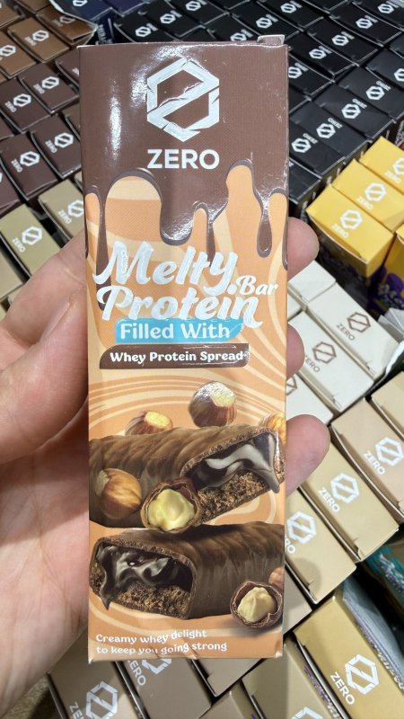 بروتين بار zero زيرو شوكولاته مع البندق والكراميل عالي البروتين وخالي من السكر وزنه 50غرام