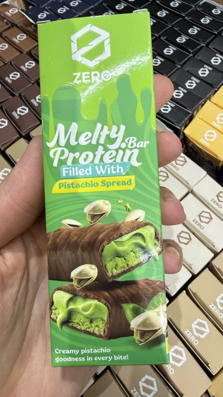 بروتين بار zero زيرو ميلتي شوكولاته بحشوة الفستق الحلبي عالي البروتين وخالي من السكر وزنه 50غرام