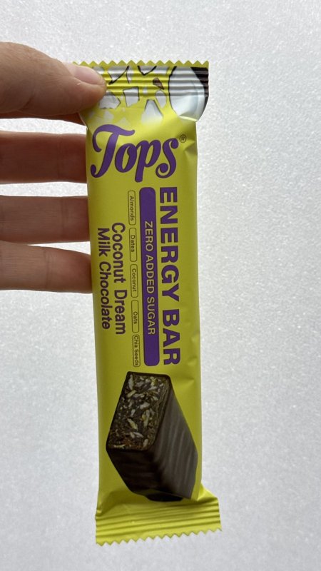 Energy bar لوح المكسرات والبذور الشيا والسمسم والتمر والشوفان جوز الهند 🥥والشوكولاته الحليب بدون سكر وزنه 50 غرام