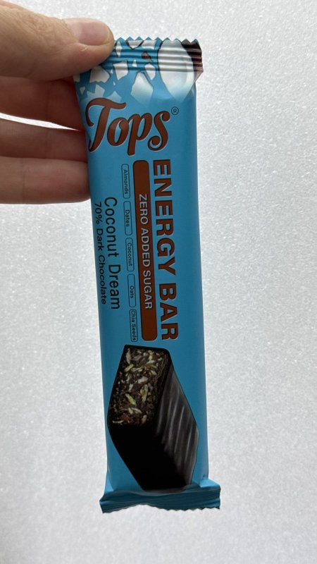 Energy bar لوح المكسرات والبذور الشيا والسمسم والتمر والشوفان جوز الهند 🥥 والشوكولاته دارك 70% بدون سكر وزنه 50 غرام