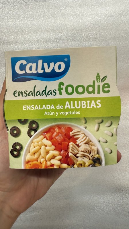 تونا مع سلطة الفاصولياء البيضاء والخضراوات calvo غني بالبروتينات و الاوميغا 3 وزن العلبة 190 غرام