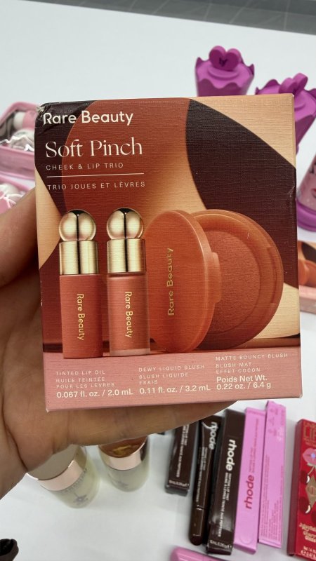 ‏ Rare beauty soft pinch cheek and lip trio set
