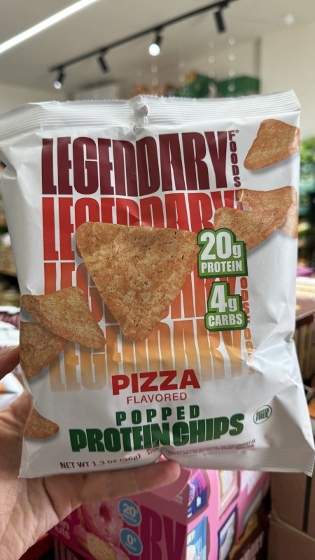 شيبس تورتيلا ليجندري Legendary بنكهة البيتزا مخبوز بالفرن عالي البروتين خالي من الجلوتين وزنه 36 غرام