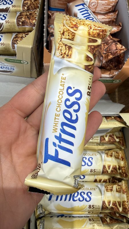 بار الشوفان fitness مع الشوكولاتة البيضاء  وزنه 24غرام