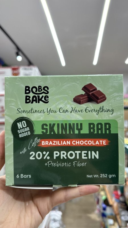 بوكس من بارات شوكولاته برازيلية مع القهوة عالية البروتين والبروبيوتيك خالي من السكر فيه 6 بارات